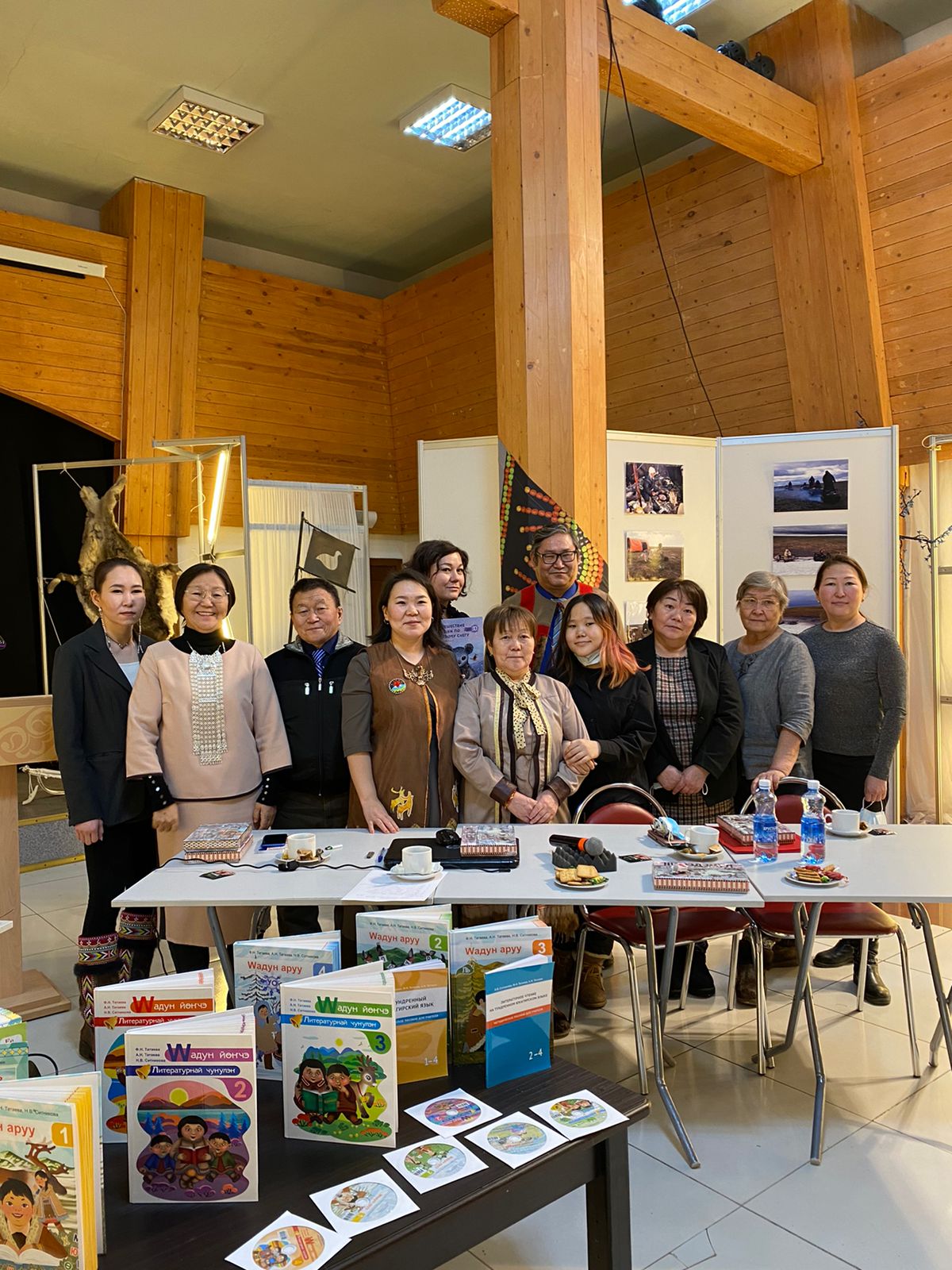 18 февраля 2022 года состоялась презентация учебно-методических пособий по родному языку и литературному чтению для тундровых юкагиров