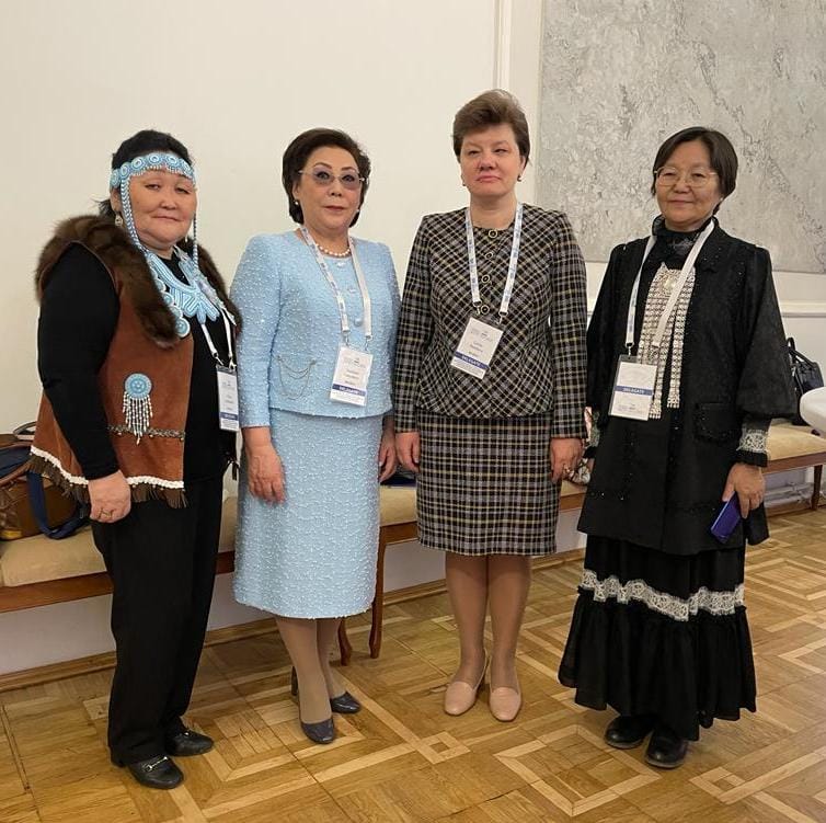 Руководитель и сотрудники Федерального института родных языков приняли участие в Международном семинаре по сохранению и популяризации языков коренных малочисленных народов Арктики