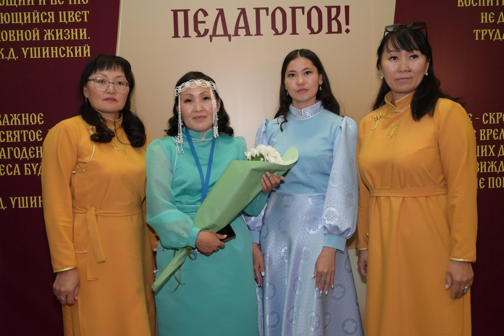 На конкурсе «Лучший учитель родного языка и родной литературы» во Владикавказе презентуют лучшие практики дошкольного образования